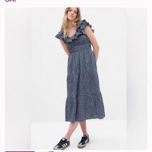 GAP Flutter Sleeve Smocked Midi Dress NWT